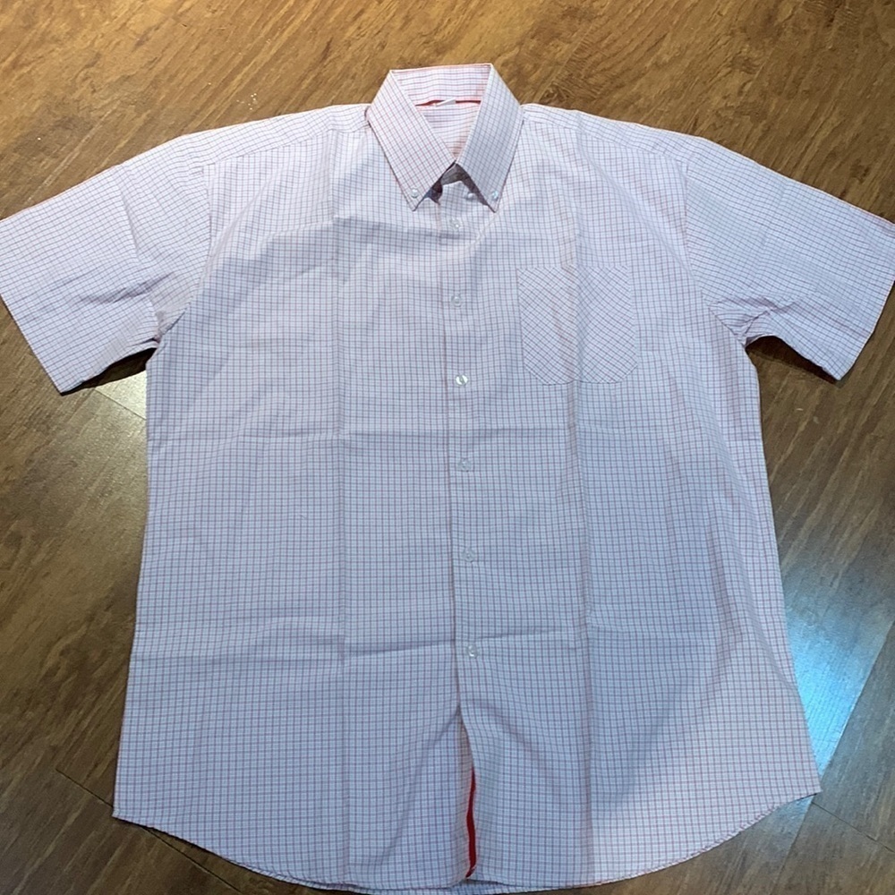 ❤️ NWOT Men’s button shirt